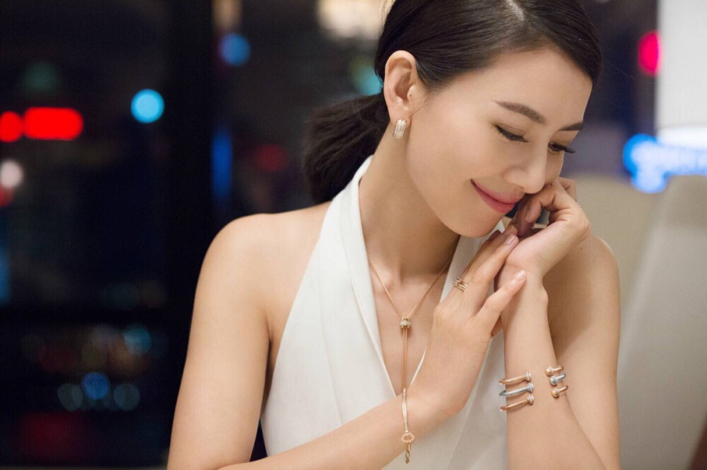 李镕良